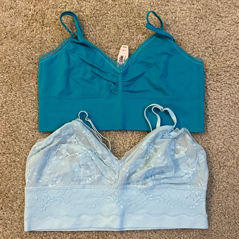 NWT Victoria’s Secret Bralette L - Lot of 2